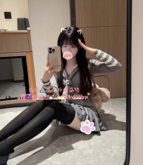 💫 新妹上架 大學文青系女孩 💝 羽毛 160-C-45-22歲 🎀 長直髮、乾淨素顏感