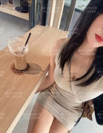 𝜗ৎ 《超商店長》 𝜗ৎ 婕恩 166-E-46-23歲 長腿＋大奶組合 走到哪都回頭率百分百