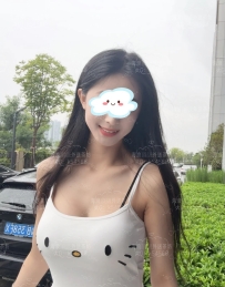 𝜗ৎ 《淡江大學》 𝜗ৎ 語萱 163-E-48-23歲 臉蛋清秀乖巧🤍 皮膚白嫩細緻✨