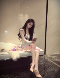 佳儀 🌷 166 47 E 23歲 ❤️ 雪白身材 播音員