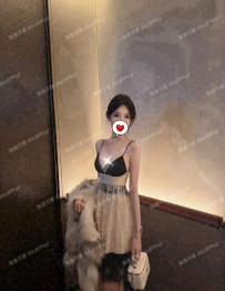 今日特推 ✨「高顏值甜妹」✨ 🤍 沛語 164-C-43-23歲  眼神超會勾・笑起來更誘人