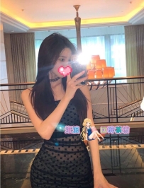 🤍 健身系辣妹正妹 🤍 艾蜜 166-D-46-23歲 直率不做作 運動女孩的陽光與坦率