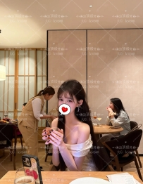 凝薇 😘 160-C-46-22歲 嬌小玲瓏 純淨氣質 完全就是男生想保護的類型